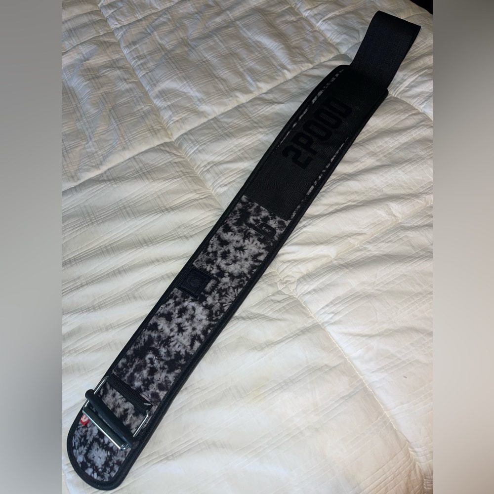 Lifting belt
